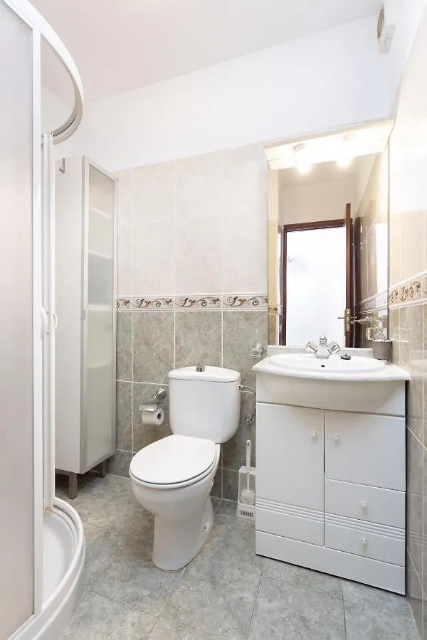 Classbnb - Seafront Studio With Beach View In The Center Of Los Cristianos Los Cristianos  Apartment