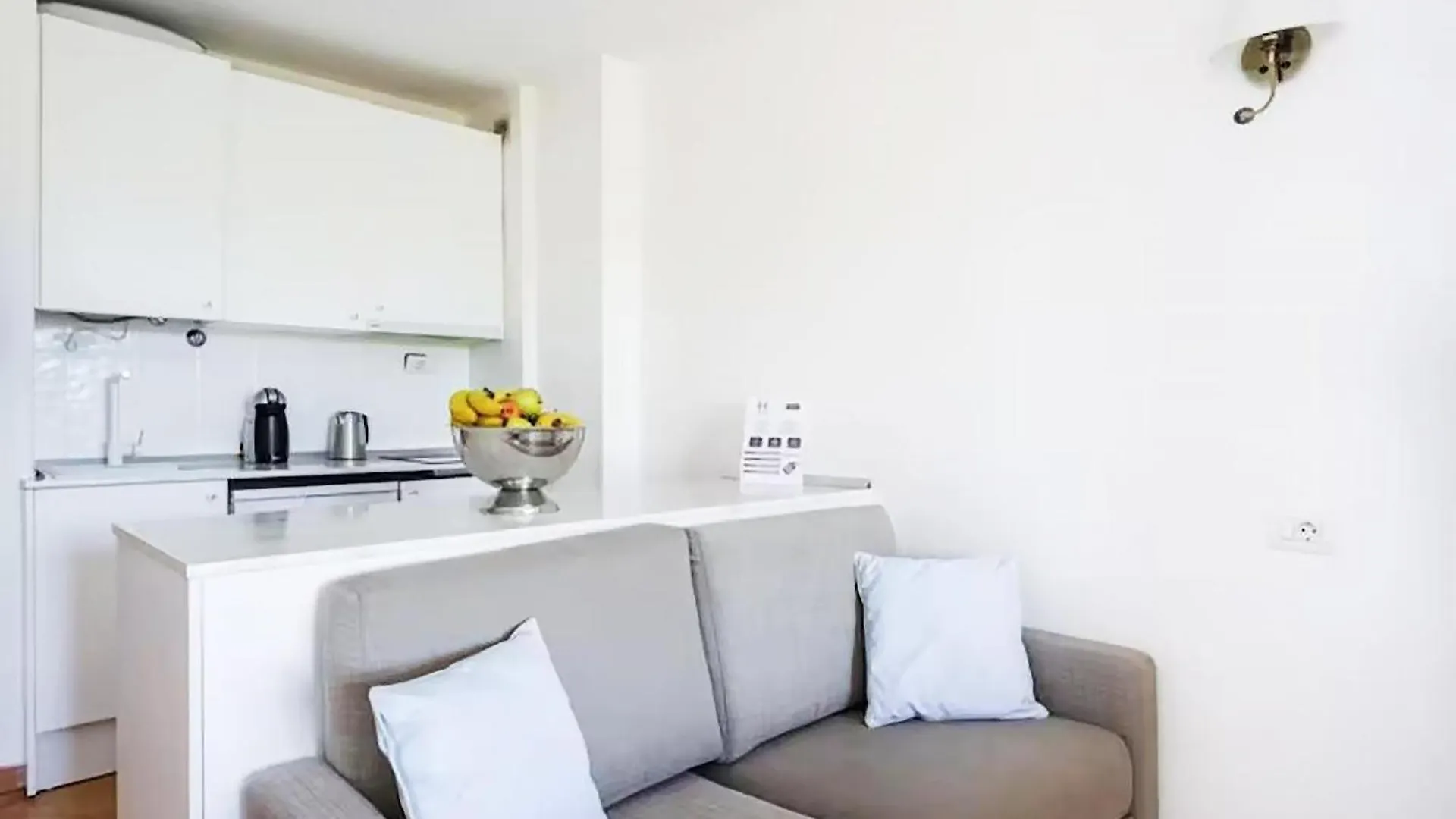 Apartment Classbnb - Seafront Studio With Beach View In The Center Of Los Cristianos Los Cristianos